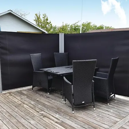 Three-bedroom Holiday In Lemvig
