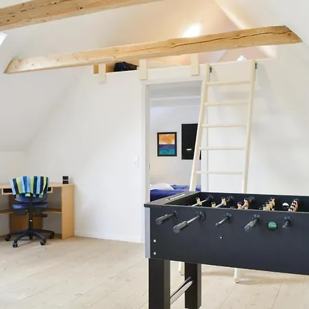 Three-bedroom Holiday In
